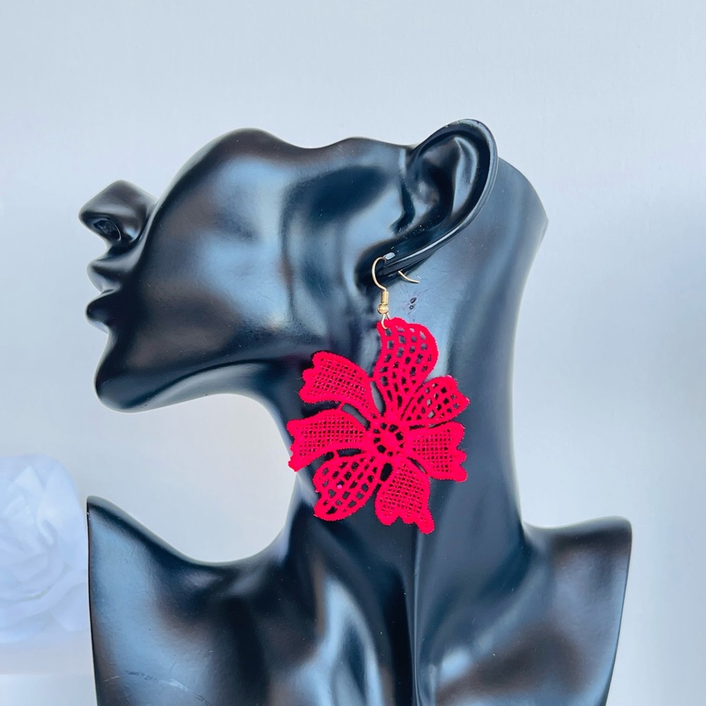 Lace earrings, Lightweight earrings, wedding earrings